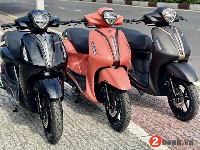 Hình ảnh cận cảnh bảng điều khiển LCD trên xe Yamaha Grande