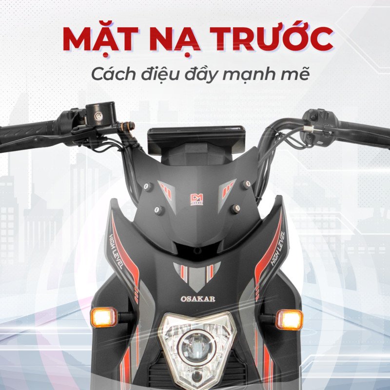 Hình ảnh chi tiết bánh xe và hệ thống giảm xóc của một chiếc xe điện, thể hiện công nghệ vận hành