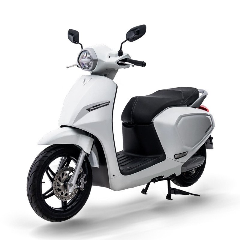 Hình ảnh chi tiết của mẫu xe điện Klara Neo với thiết kế lịch lãm