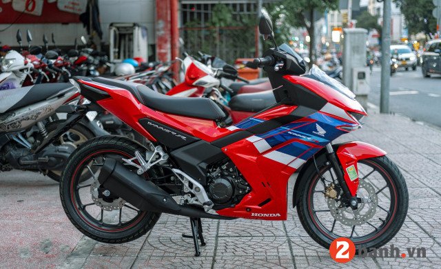 Hình ảnh chi tiết một chiếc Winner X bản thể thao