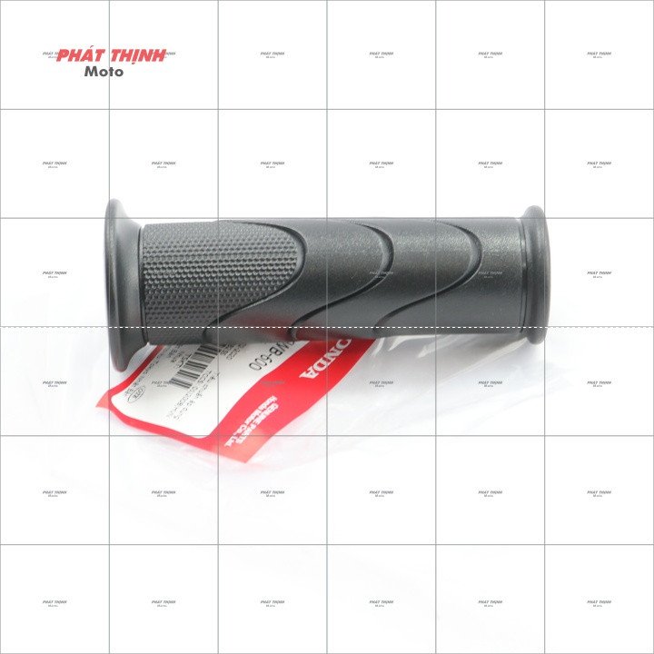 Hình ảnh chi tiết tay nắm xe máy Honda đang được bảo dưỡng