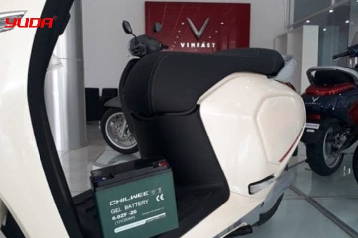 Hình ảnh chi tiết về bộ pin Lithium-ion của xe máy điện VinFast