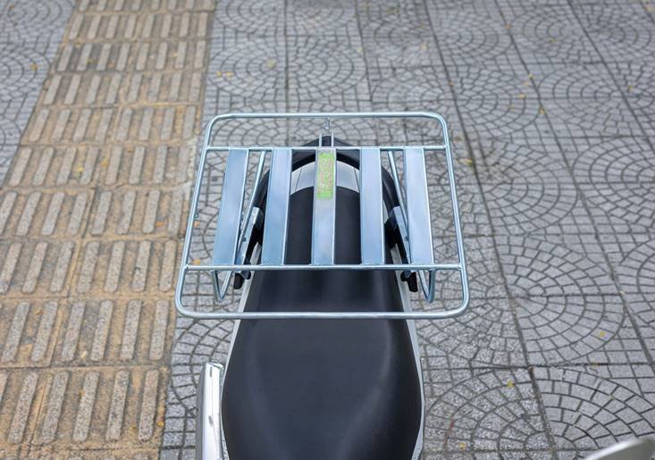 Hình ảnh chi tiết về cách cố định hàng hóa trên gác baga