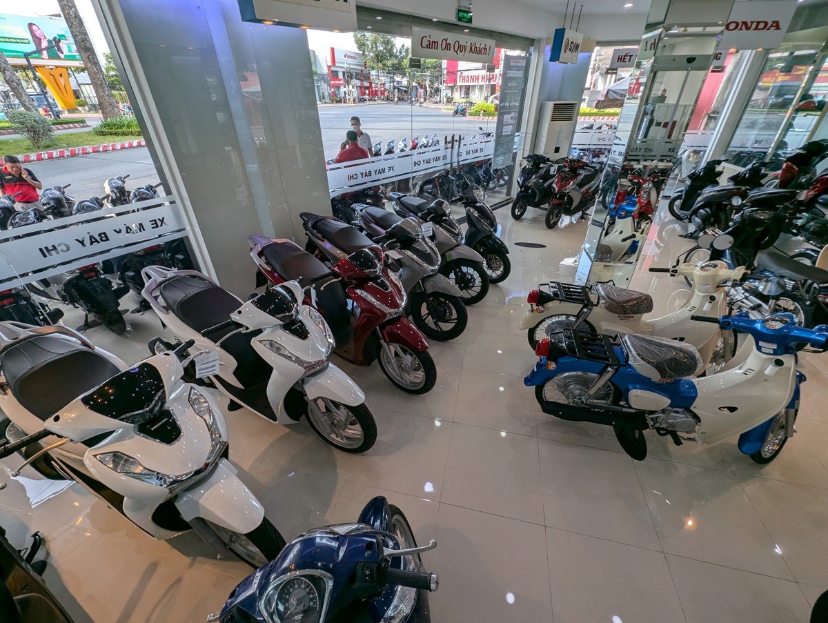 Hình ảnh chiếc Honda Dream 125 với thiết kế đẹp mắt