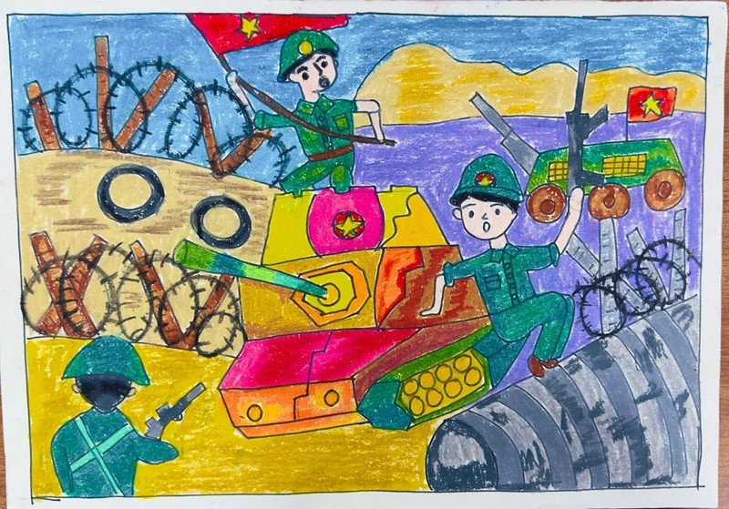 Hình ảnh chiếc xe tăng húc đổ cổng Dinh Độc Lập được thể hiện qua tranh vẽ, nhấn mạnh sự kiện lịch sử hào hùng