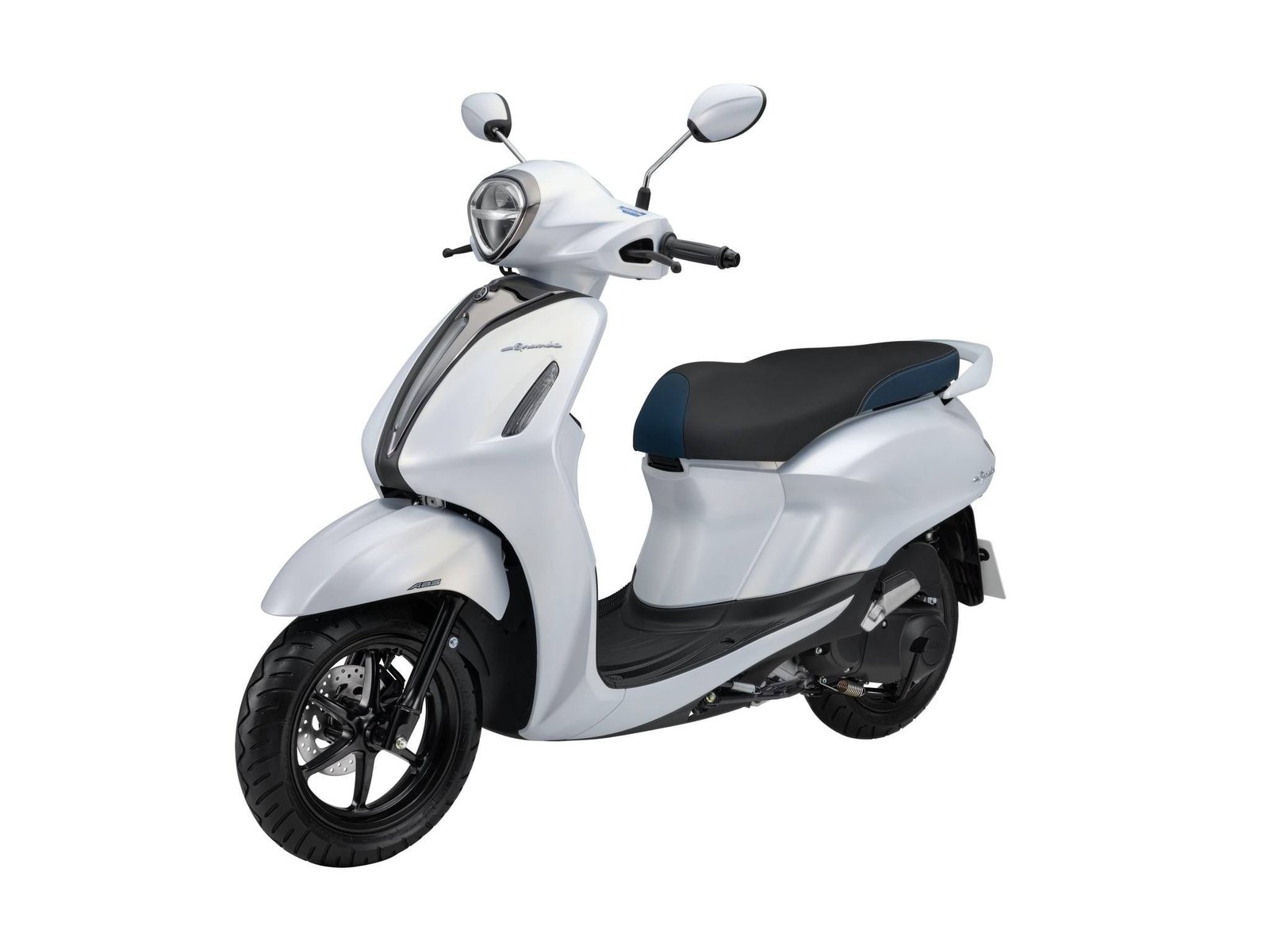 Hình ảnh chiếc Yamaha Grande Hybrid với thiết kế thanh lịch và công nghệ lai xăng-điện