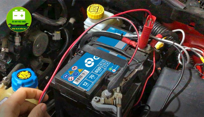Hình ảnh hướng dẫn sạc bình ắc quy GS
