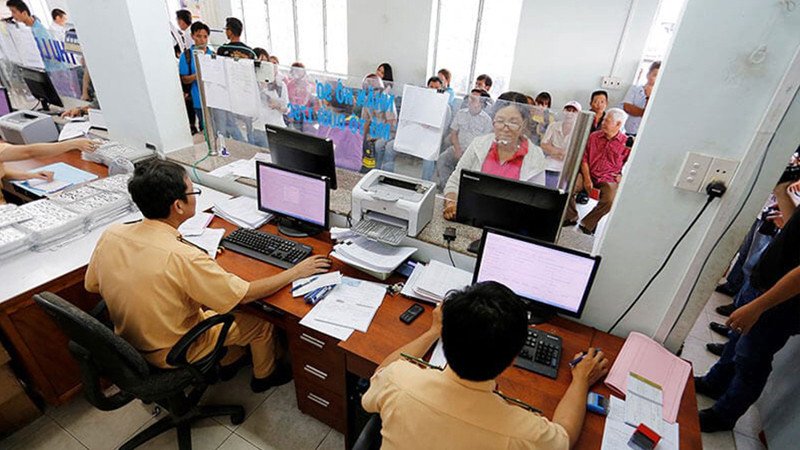 Hình ảnh khai báo thay đổi màu sơn tại cơ quan công an giao thông