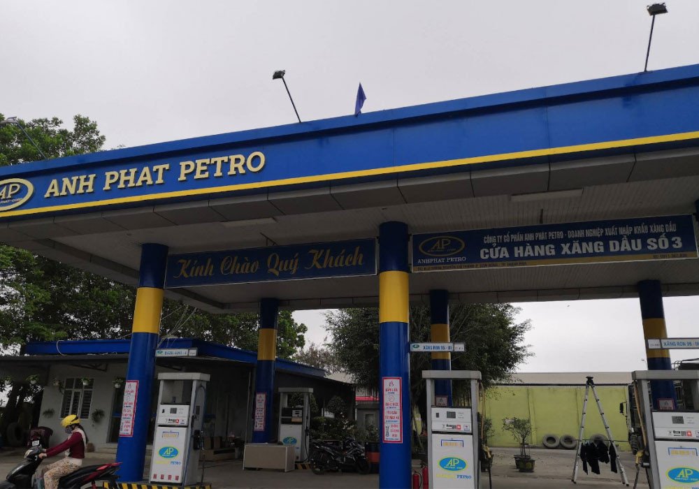 Hình ảnh khu vực căng tin và phòng chờ được trang bị đầy đủ tiện nghi