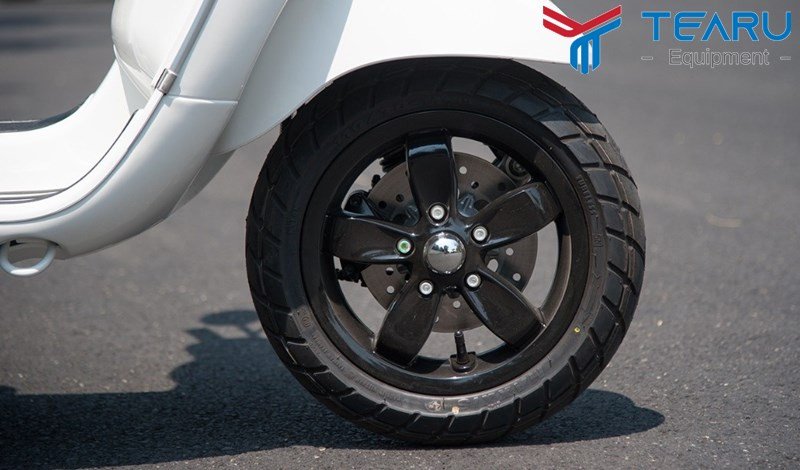 Hình ảnh minh họa các loại lốp xe máy chất lượng cao