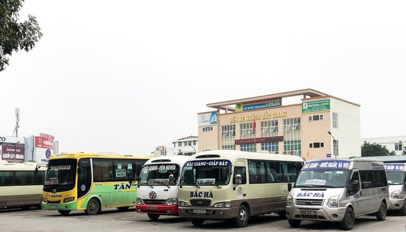 Hình ảnh minh họa các loại xe khách di chuyển giữa bến xe Giáp Bát và Bắc Giang
