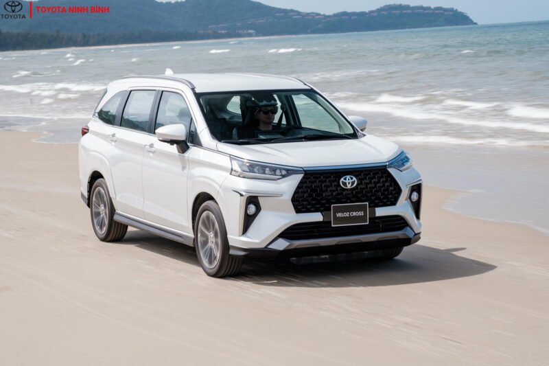 Hình ảnh minh họa các mẫu xe Toyota 7 chỗ đời mới