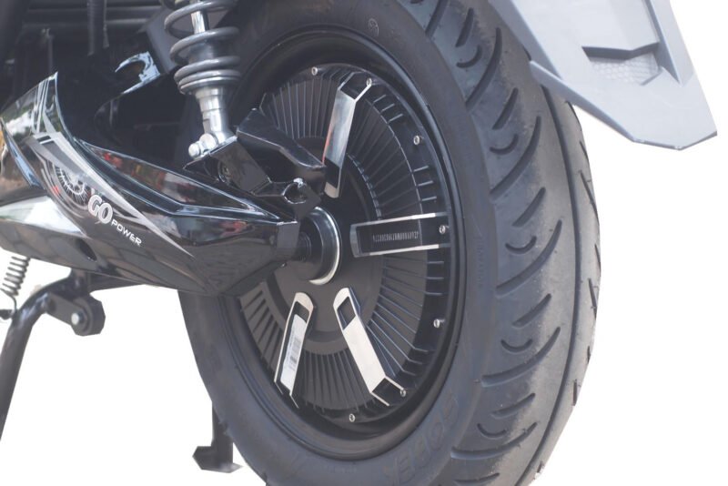 Hình ảnh minh họa hệ thống giảm xóc kép của xe máy điện Osakar Xmen Pro