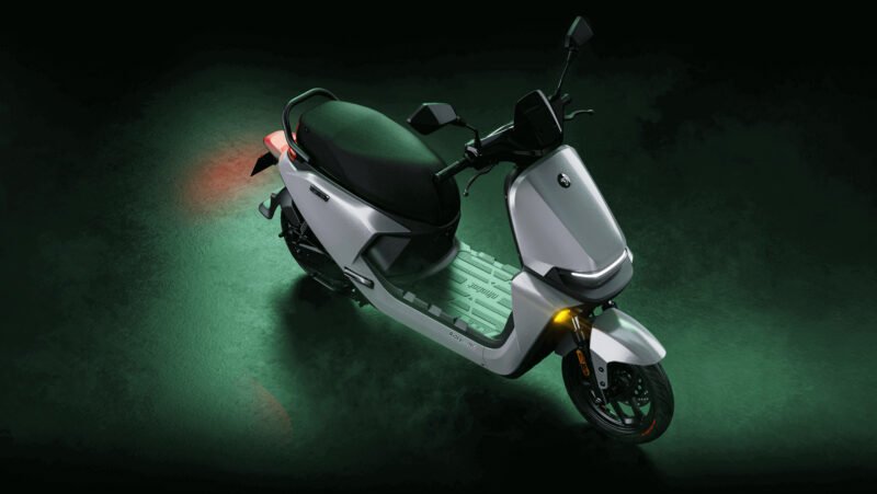 Hình ảnh minh họa hiệu suất pin của xe máy điện Xiaomi