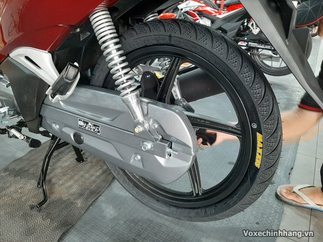 Hình ảnh minh họa lốp Maxxis 3D gai kim cương được lắp cho xe Future