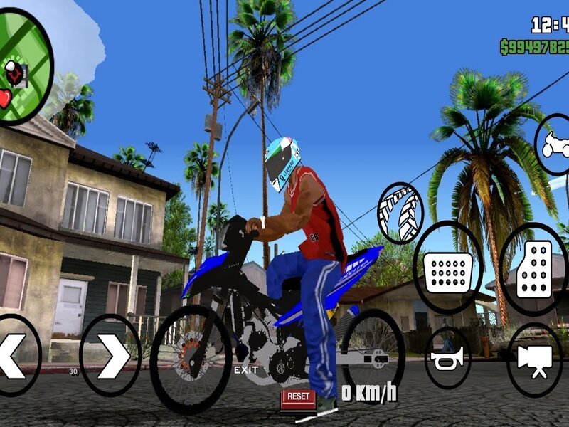 Hình ảnh minh họa quá trình độ xe trong phiên bản mod