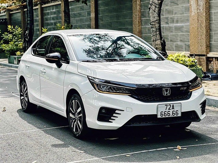 Hình ảnh minh họa về giá trị biển số xe đẹp trước và sau quy định mới