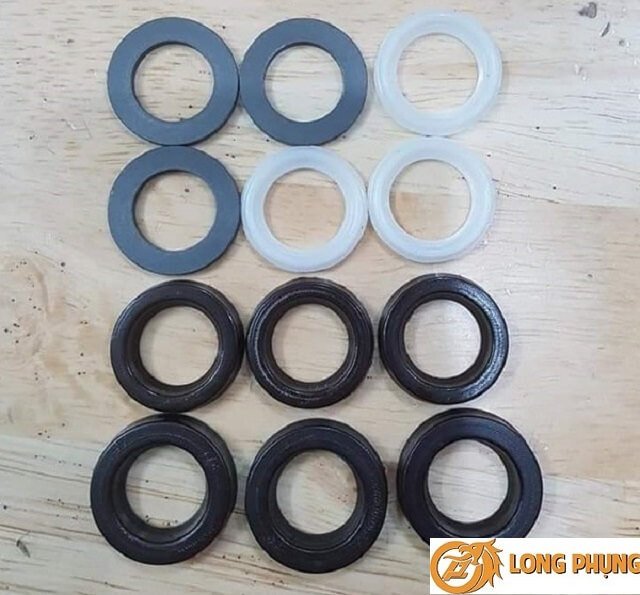 Hình ảnh minh họa vị trí các loại phớt giảm xóc và gioăng máy