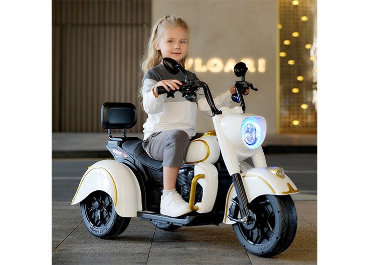 Hình ảnh mô phỏng xe mô tô điện trẻ em 12v phong cách cruiser với đèn LED và chi tiết động cơ