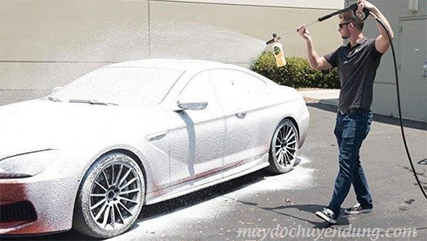 Hình ảnh mô tả dây dẫn nước quá dài làm giảm áp suất của máy rửa xe