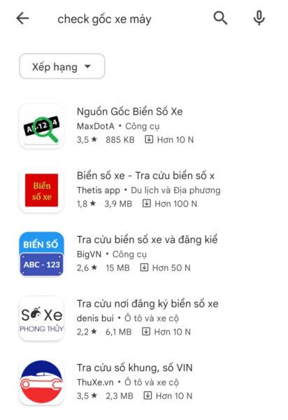 Hình ảnh mô tả quá trình kiểm tra thông tin xe máy