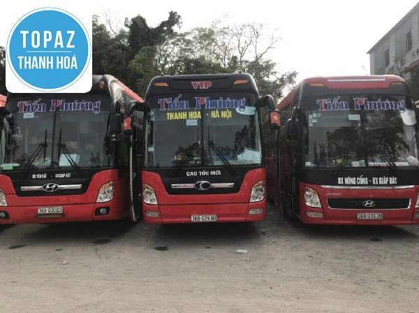 Hình ảnh một chiếc xe giường nằm của Tiến Phương đang chuẩn bị xuất bến