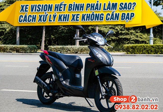 Hình ảnh một chiếc xe Honda Vision đang đỗ, thể hiện tình trạng xe không thể khởi động do hết ắc quy