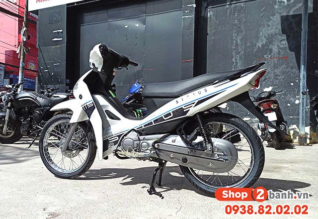 Hình ảnh một chiếc Yamaha Sirius đang đề máy khó khăn