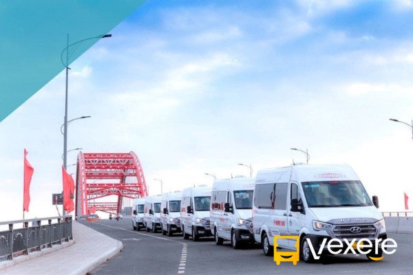 Hình ảnh ngoại thất xe khách Hoàng Long trên tuyến Hà Nội - Hải Phòng