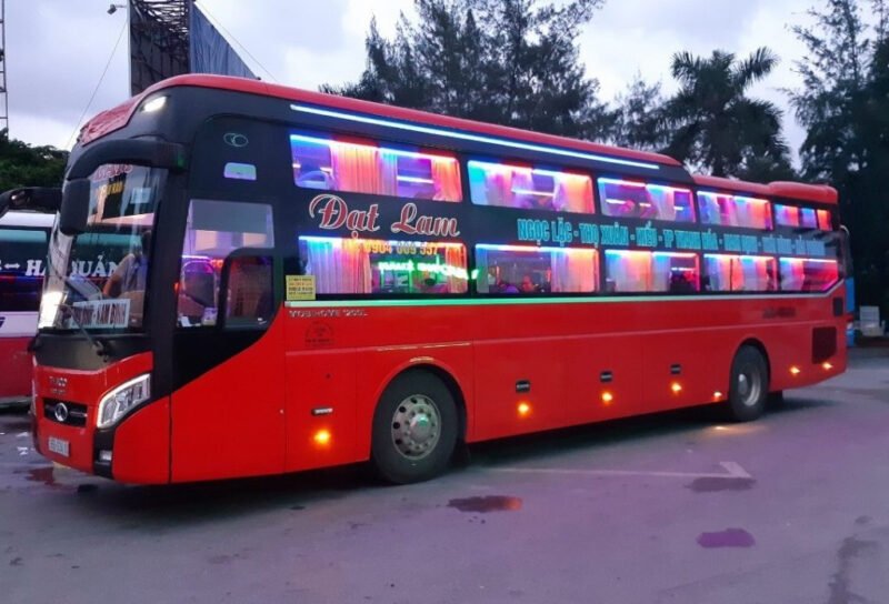 Hình ảnh nội thất xe khách giường nằm sạch sẽ và tiện nghi