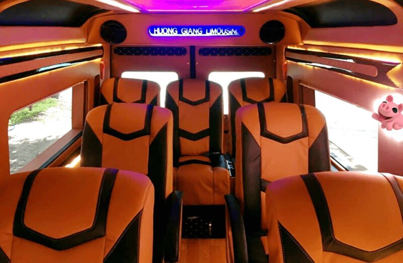 Hình ảnh nội thất xe limousine 9 chỗ của nhà xe Hương Giang