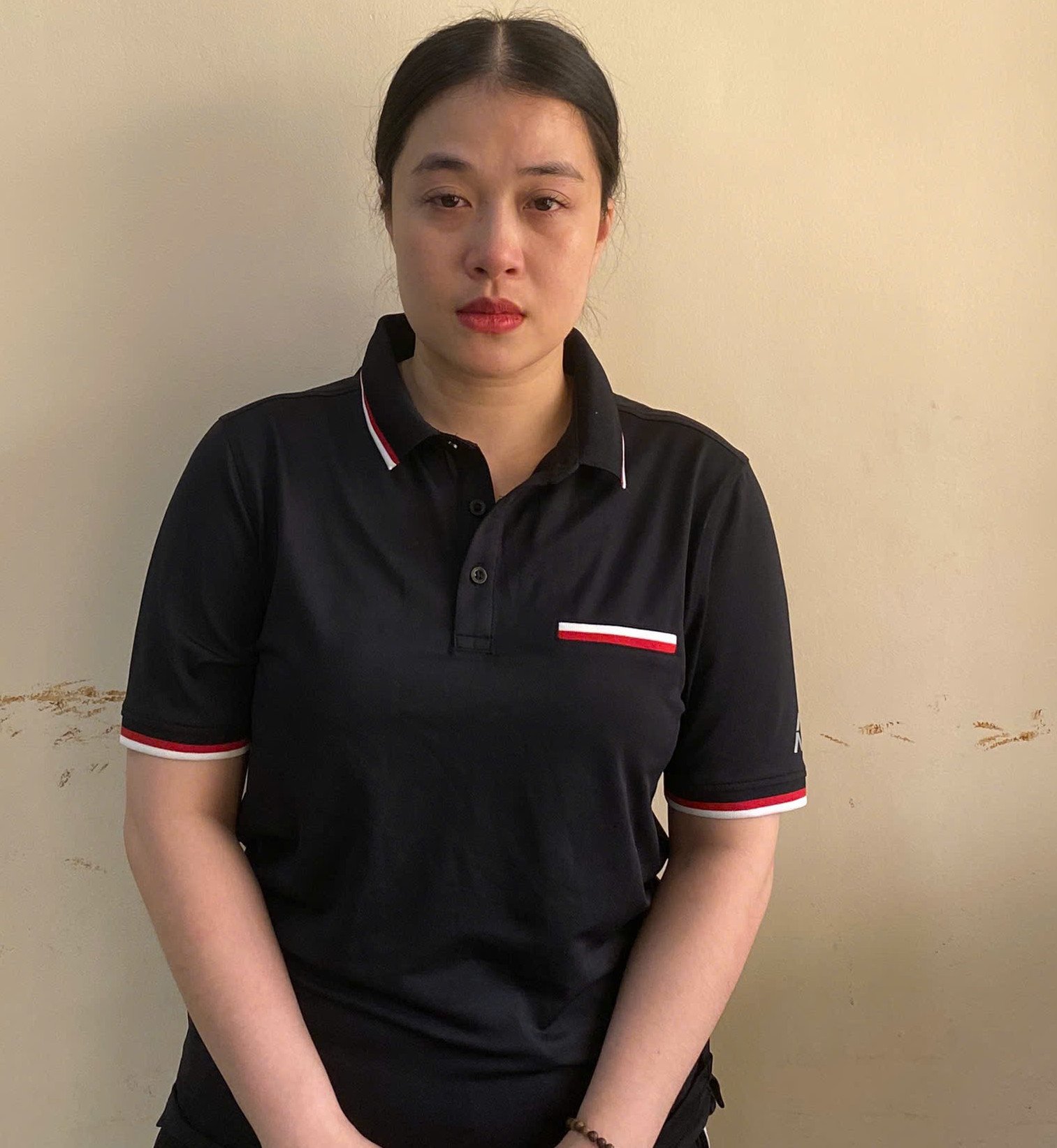 Hình ảnh nữ tài xế điều khiển Mercedes gây tai nạn nghiêm trọng.