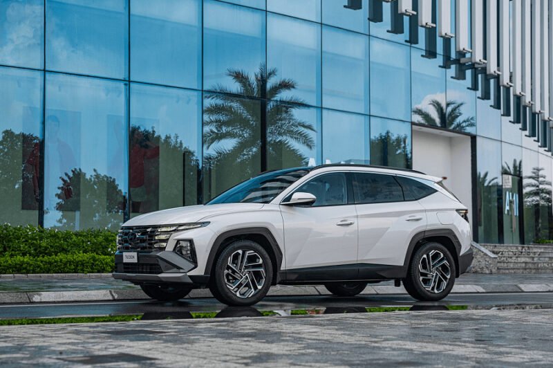 Hình ảnh tổng quan về các phiên bản Hyundai Tucson