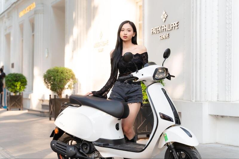 Hình ảnh xe máy điện 50cc OSAKAR Vera P với lớp sơn bóng đẹp mắt