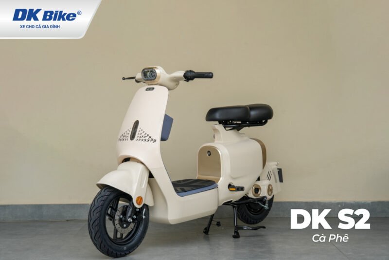 Hình ảnh xe máy điện DKBike S2 màu cà phê với thiết kế hiện đại