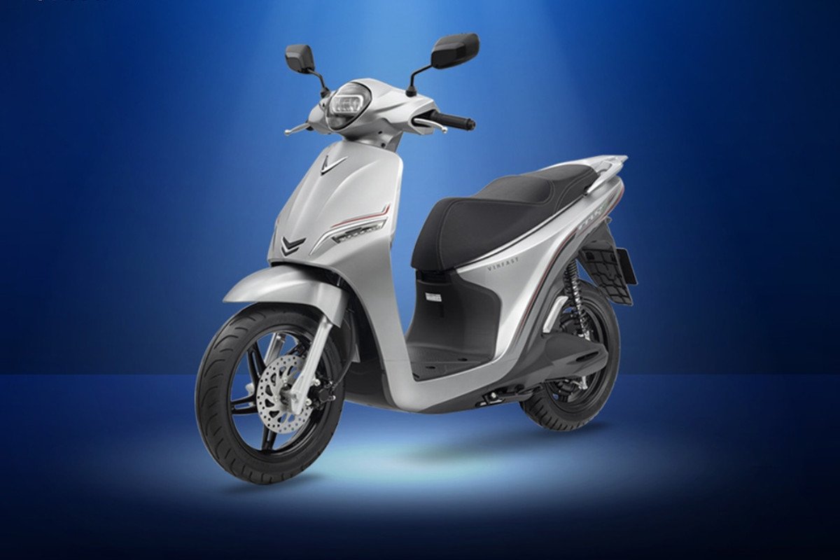 Hình ảnh xe máy điện VinFast Feliz S với thiết kế hiện đại, phần yên xe vuốt nhọn