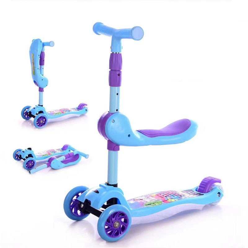 Hình ảnh xe scooter có ghế ngồi dành cho bé