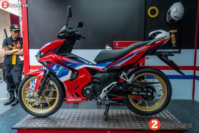 Honda Winner X 2025 với bộ tem thể thao mới, nổi bật trên đường phố
