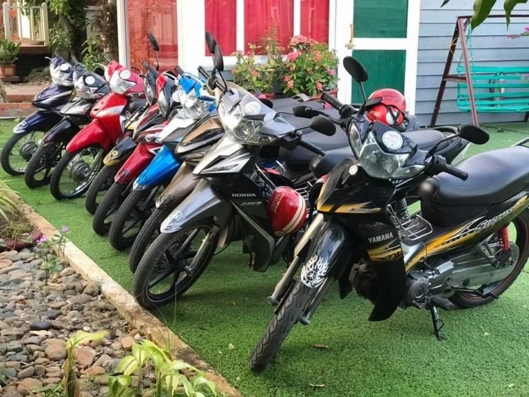 Khám phá cảnh quan Ninh Thuận bằng xe máy