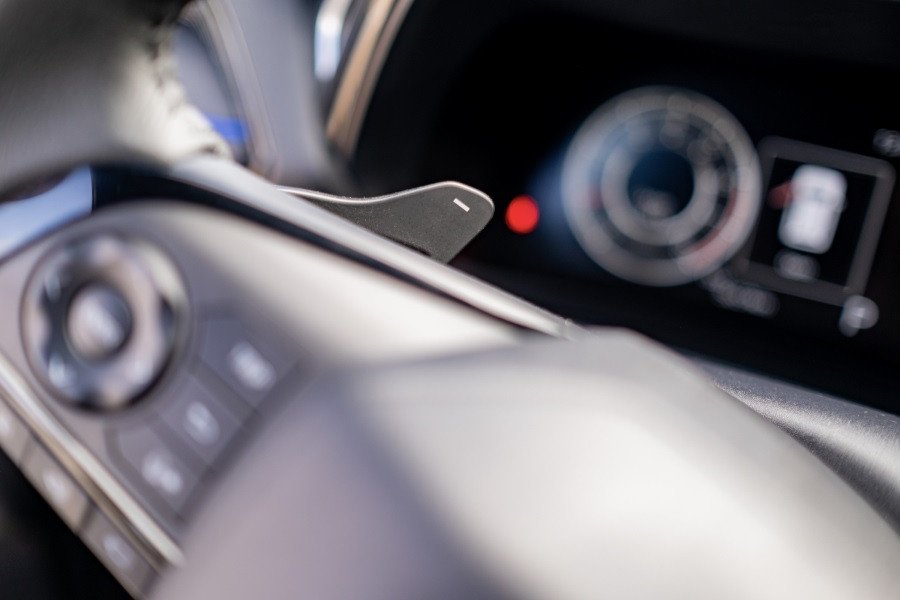 Khoang lái xe Toyota Yaris Cross 2024 bản xăng