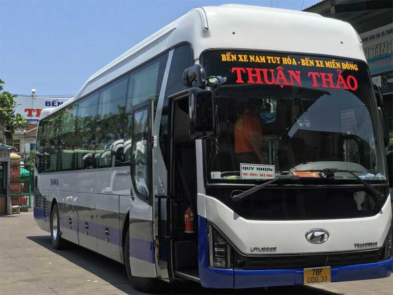 Khoang nội thất xe giường nằm cao cấp của nhà xe Thuận Thảo