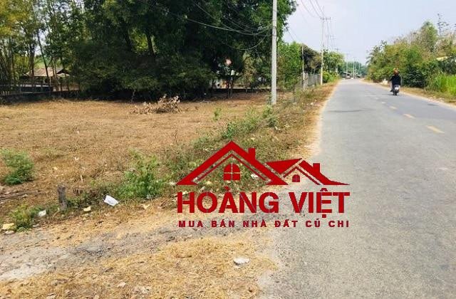 Khu vực đất đai rộng rãi gần trung tâm sát hạch