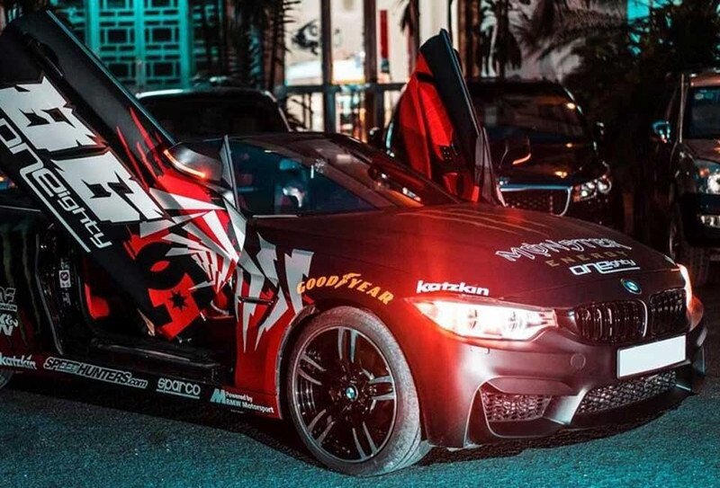 Khu vực kiểm tra khí thải của xe ô tô