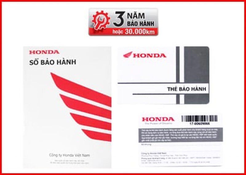 Khung cảnh một đại lý Honda chính hãng với nhiều mẫu xe máy mới