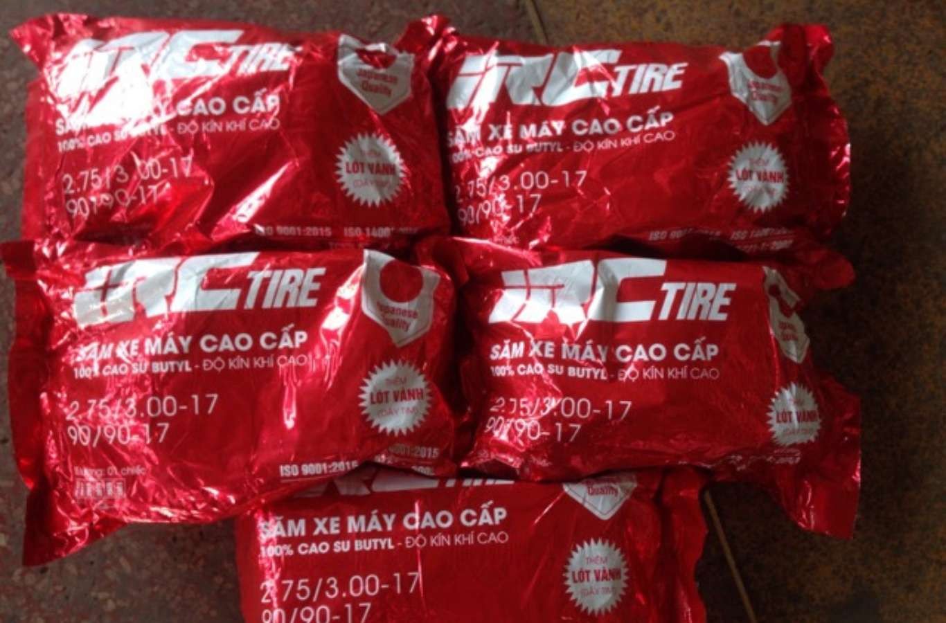 Kiểm tra áp suất lốp xe máy