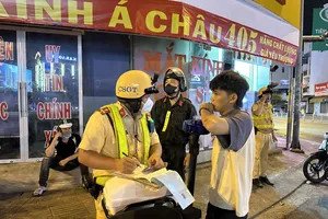 Kiểm tra giấy tờ và điều kiện lái xe là trách nhiệm của người giao xe