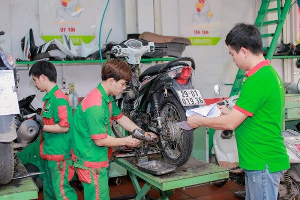 Kiểm tra kỹ thuật toàn diện cho xe máy trước khi bảo dưỡng