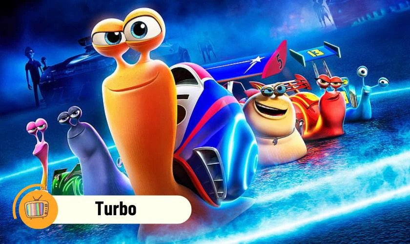 Lightning McQueen đang tham gia một cuộc đua gay cấn trong phim Cars