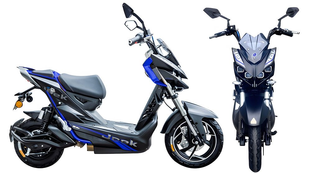 Mặt đồng hồ LED hiện đại trên xe Aima Jeek