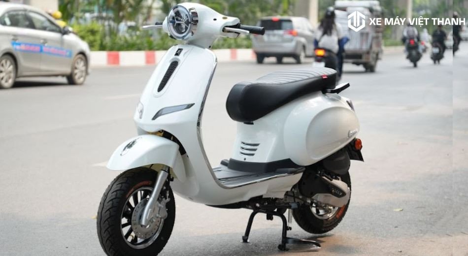 Mẫu xe 50cc Ally Vegas dáng Vespa